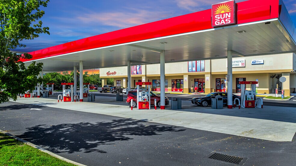 More Photos Of 5600 Butler National Dr, Orlando Service Station For Sale