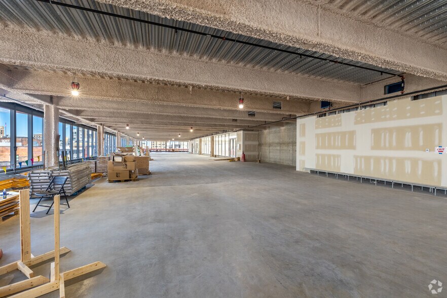 More Photos Of 1240 Woodward Ave, Detroit Unknown For Lease