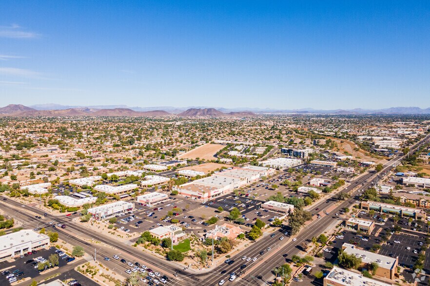 More Photos Of 7320-7340 W Bell Rd, Glendale Unknown For Lease