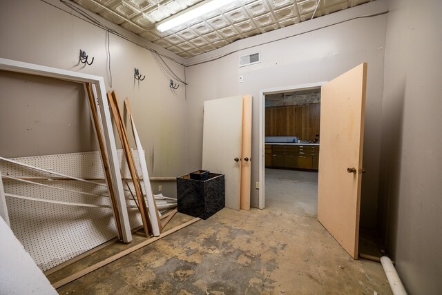 More Photos Of 211 N Pruett St, Paragould Flex For Sale