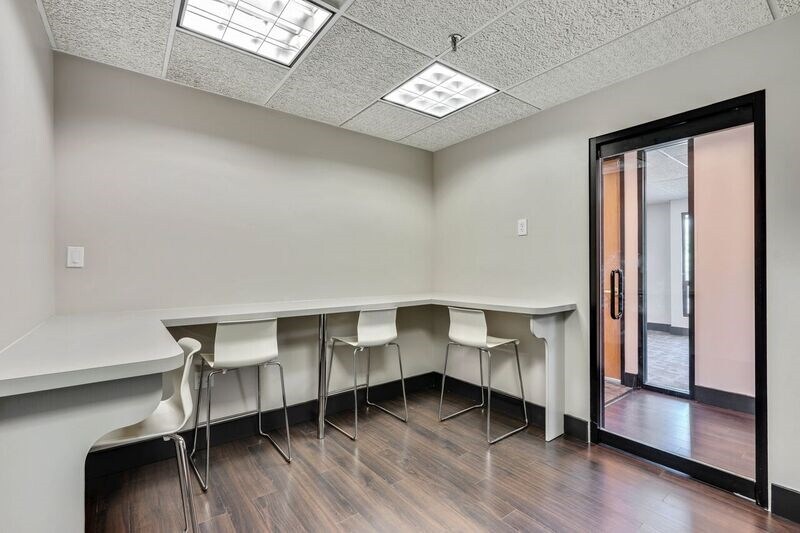 More Photos Of 211 Monmouth Rd, West Long Branch Loft Creative Space For Lease