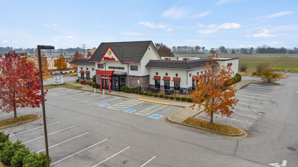 More Photos Of 209 Claire Ave, Oak Grove General Retail For Sale