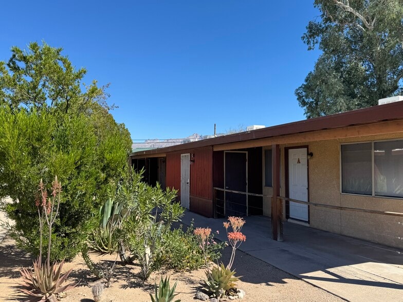 More Photos Of 1715 E Blacklidge Dr, Tucson Apartments For Sale