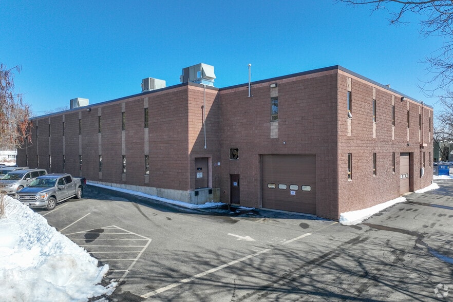 More Photos Of 110 Winn St, Woburn Office For Lease