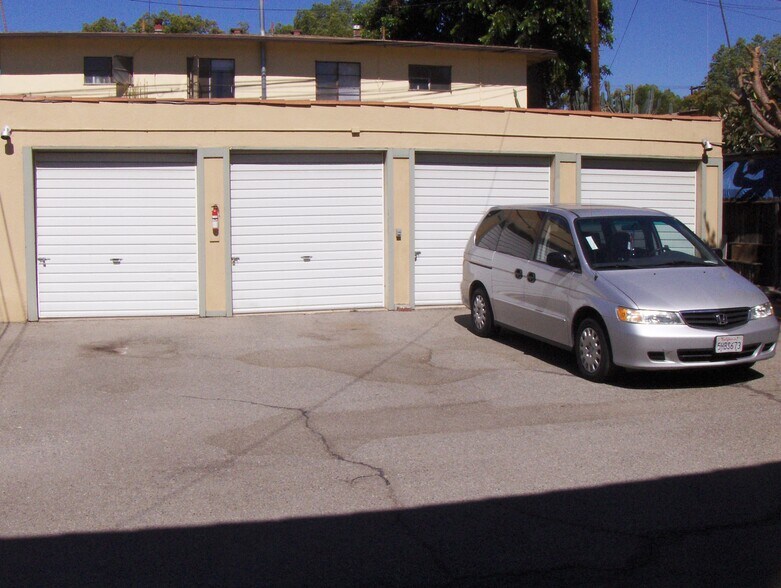 More Photos Of 141 N Bonnie Ave, Pasadena Apartments For Sale