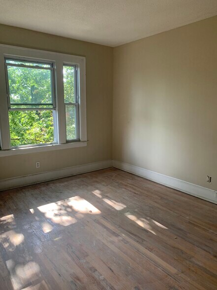 More Photos Of 37-39 Charter Oak Pl, Hartford Apartments For Sale