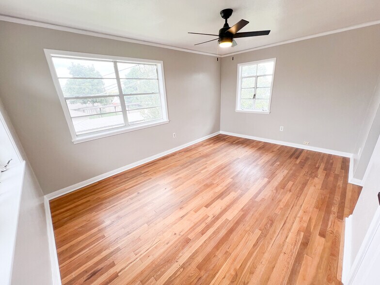 More Photos Of 1306 W Wall St, Midland Office For Lease