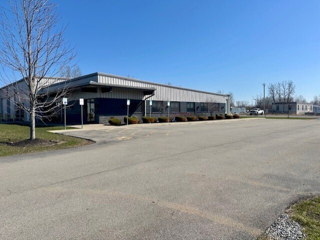 More Photos Of 18 Lancaster Pky, Lancaster Manufacturing For Sale