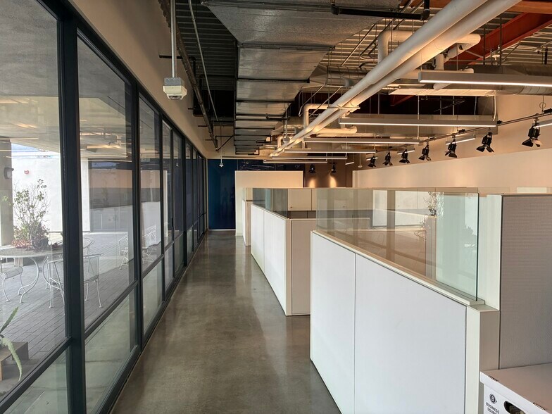 More Photos Of 3220 Winona Ave, Burbank Coworking Space