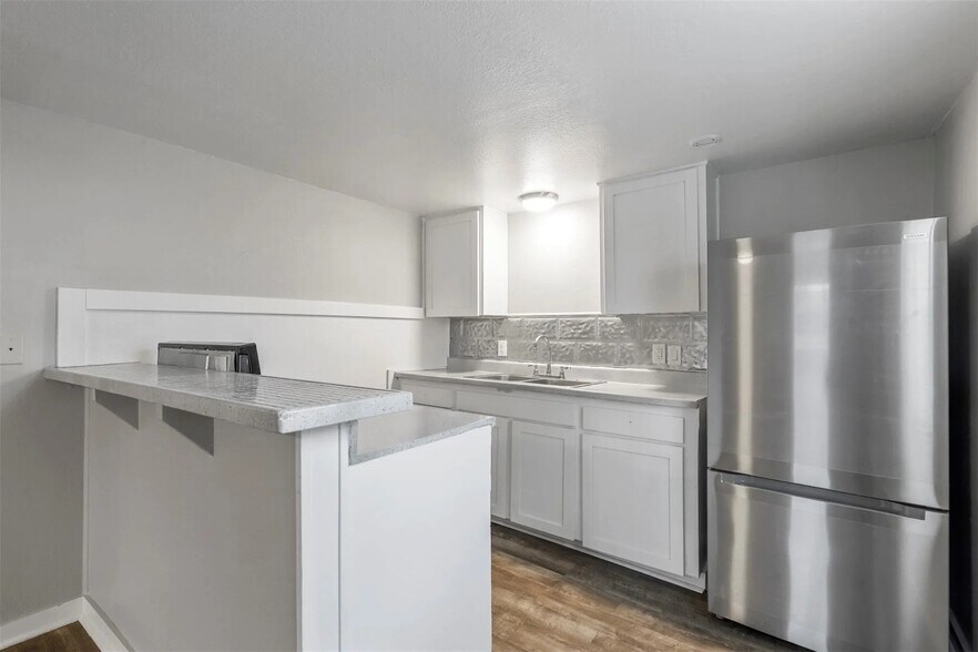 Primary Photo Of 6017 Wj Boaz Rd, Fort Worth Apartments For Sale