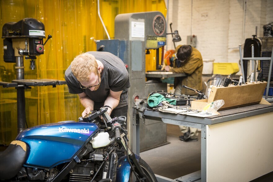 More Photos Of 2025-2029 Washington Ave, Philadelphia Warehouse For Sale