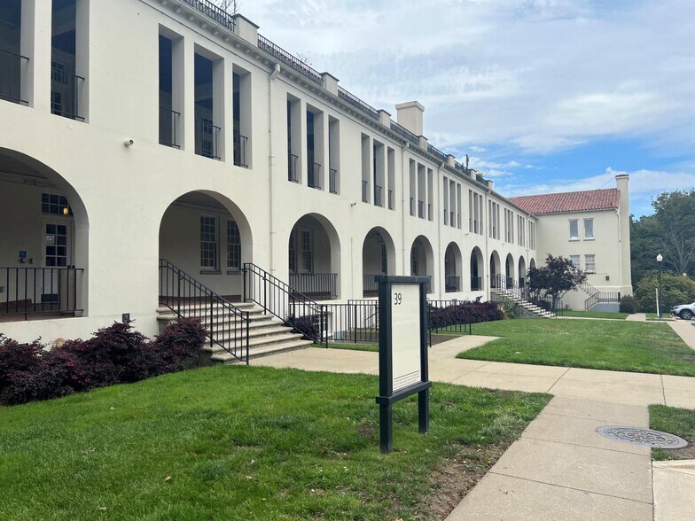 Primary Photo Of 39 Mesa St, San Francisco Office Residential For Lease