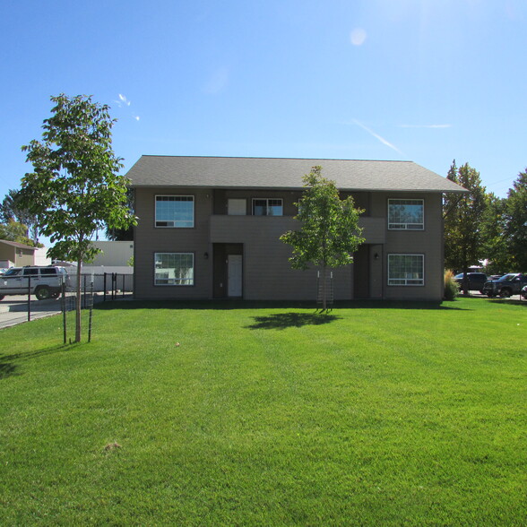 Primary Photo Of 1034 Main St, Corvallis Apartments For Sale