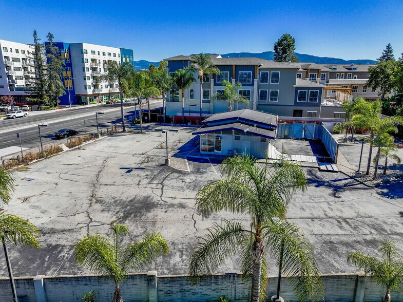 More Photos Of 2355 S Bascom Ave, Campbell Freestanding For Sale