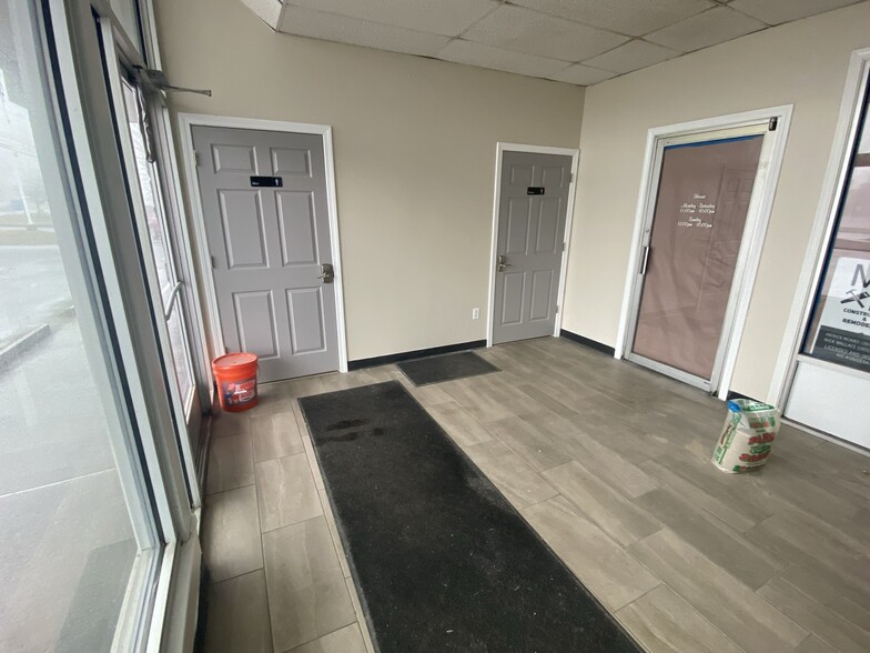 More Photos Of 49 Waterbury Rd, Prospect Storefront For Sale