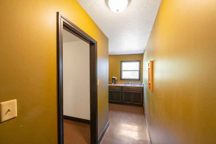 More Photos Of 215 Baker Rd, Huntingdon Lodge Meeting Hall For Sale