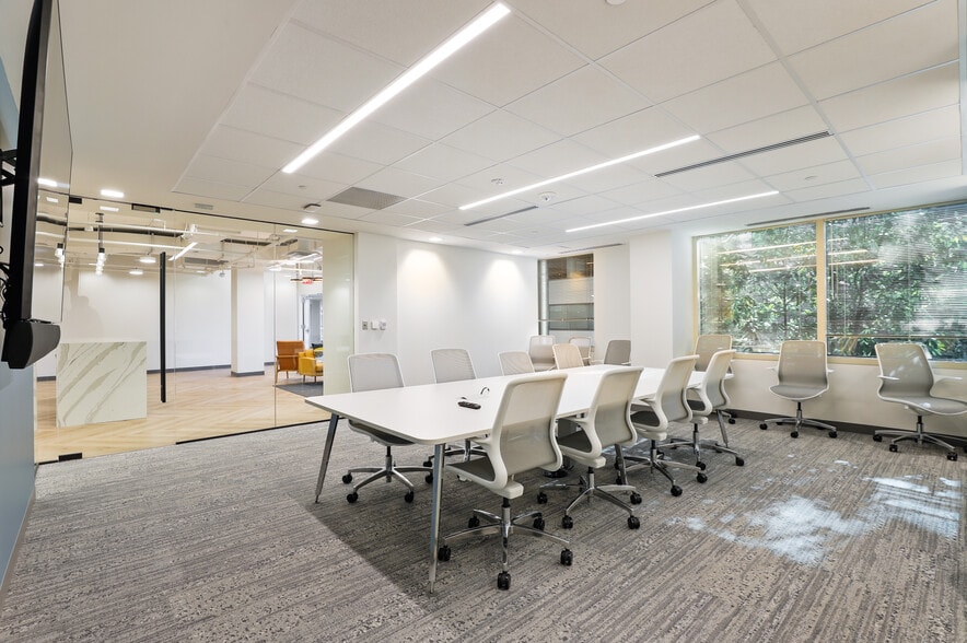 More Photos Of 11200 Rockville Pike, North Bethesda Office For Lease
