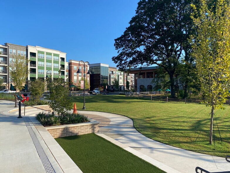 More Photos Of 2285 Wisteria Dr, Snellville Unknown For Lease