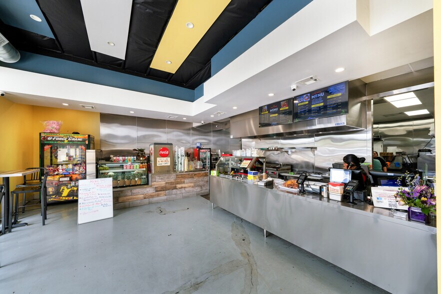 More Photos Of 715 N Maclay Ave, San Fernando Restaurant For Sale