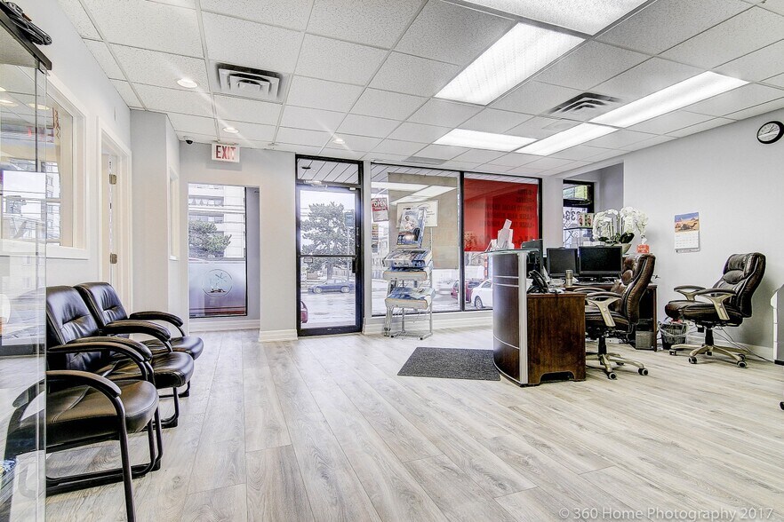 More Photos Of 2334 Lake Shore Blvd W, Toronto Medical For Sale