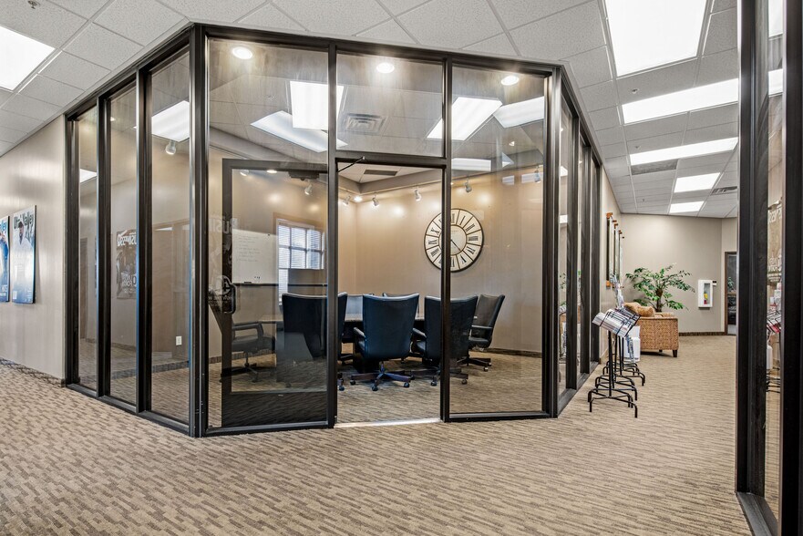 More Photos Of 408-454 W 800 N, Orem General Retail For Sale