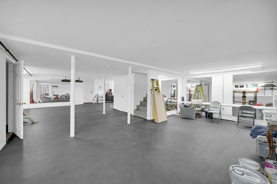 More Photos Of , Mamaroneck Unknown For Sale