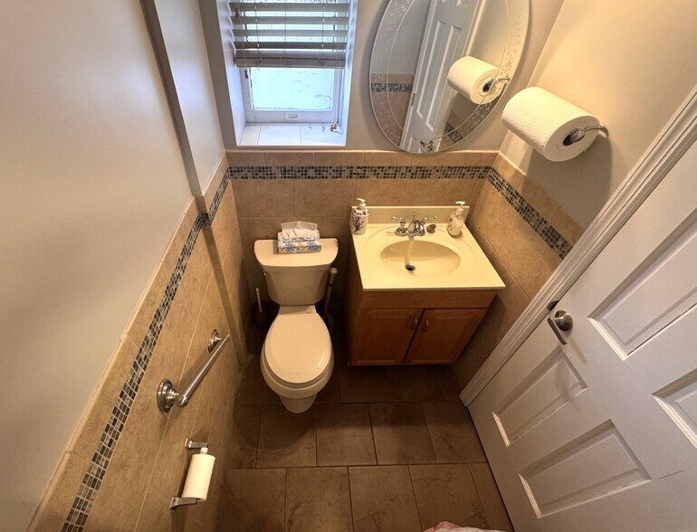 More Photos Of 98120 Queens Blvd, Rego Park Apartments For Sale