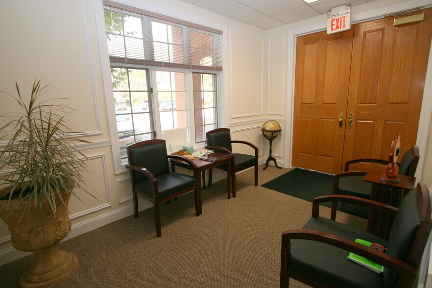 More Photos Of 372 Route 22 West, White House Station Office For Lease