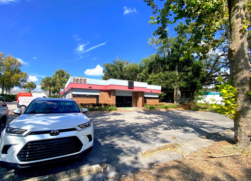 Primary Photo Of 1655 E Semoran Blvd, Apopka Medical For Sale