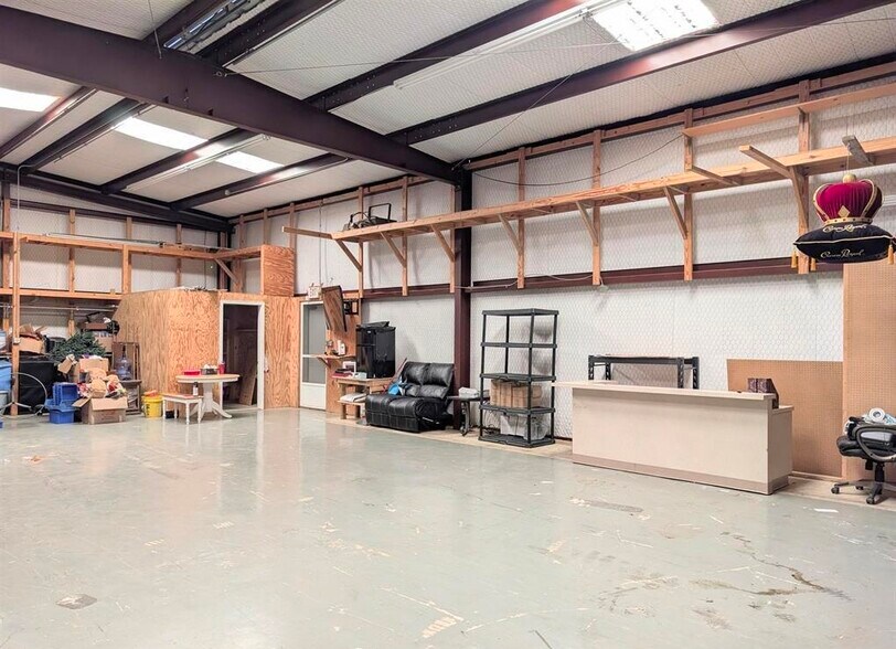 More Photos Of 115 Royal St, West Monroe Industrial For Sale