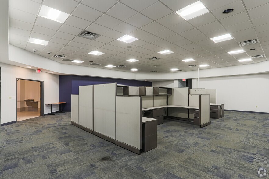More Photos Of 1201 Banksville Rd, Pittsburgh Office For Sale