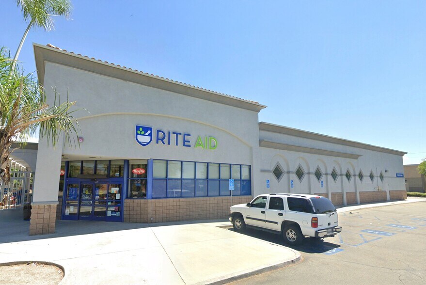 More Photos Of 1605 S San Jacinto Ave, San Jacinto Drugstore For Sale