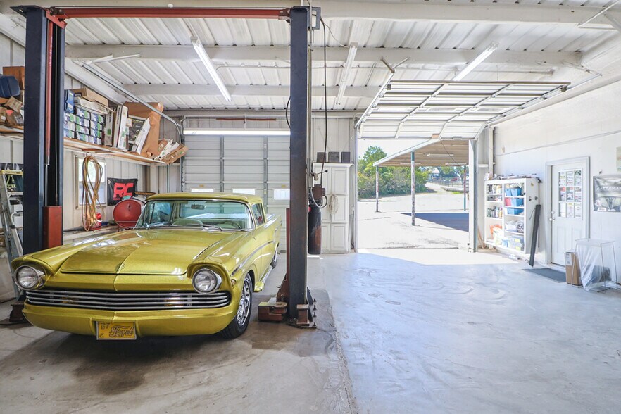 More Photos Of 415 TX-36, Caldwell Land For Sale