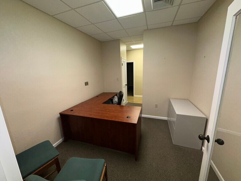 More Photos Of 3875 S Florida Ave, Lakeland Medical For Sale