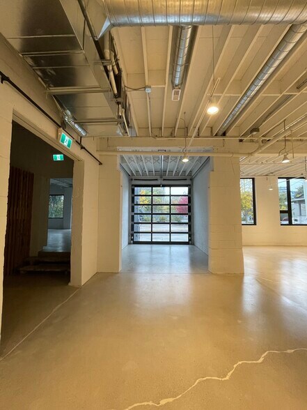 More Photos Of 83-91B Walnut Av, Toronto Office For Sale