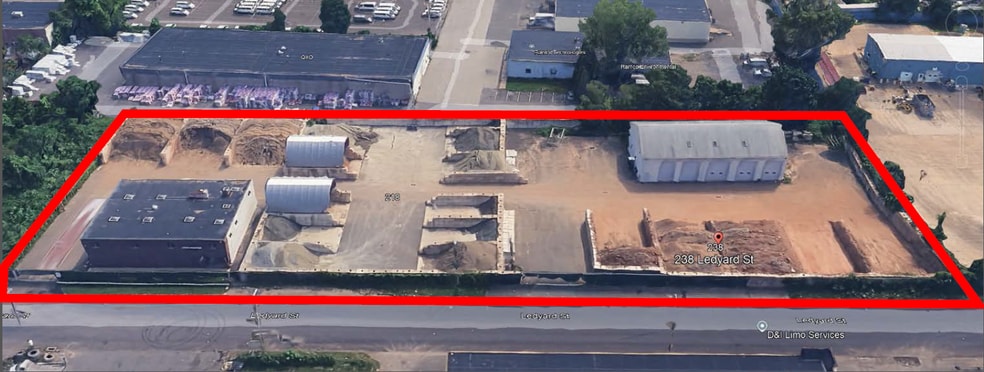 More Photos Of 238 Ledyard St, Hartford Auto Repair For Lease