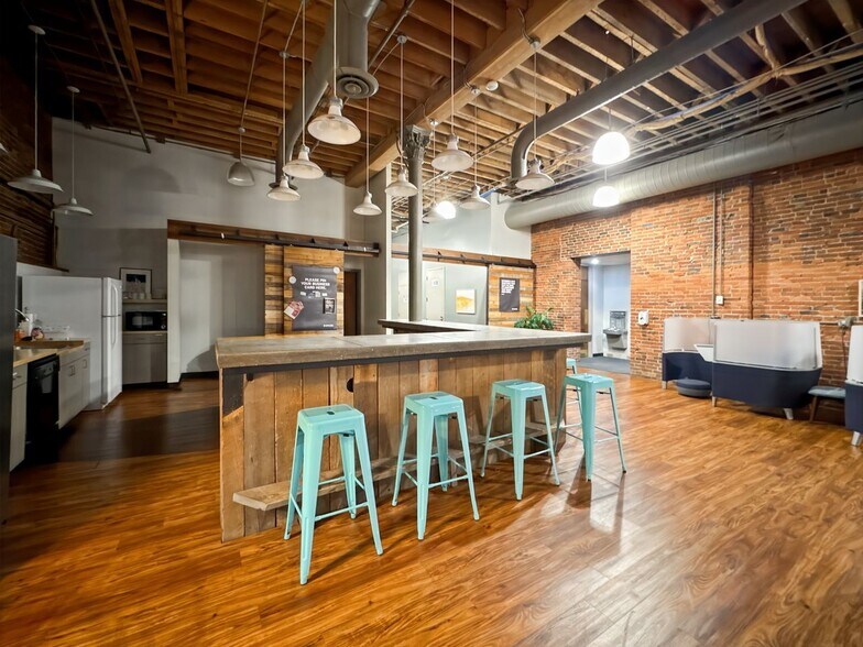 More Photos Of 47 S Meridian St, Indianapolis Coworking Space
