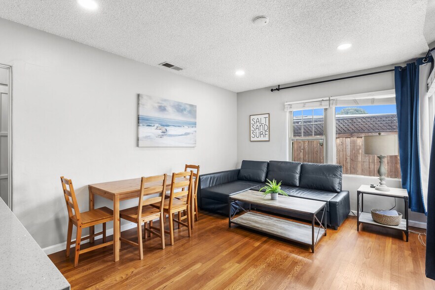 More Photos Of 4837 Castle Ave, San Diego Apartments For Sale