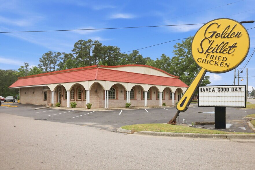 More Photos Of 167 US Highway 64 W, Plymouth Restaurant For Sale