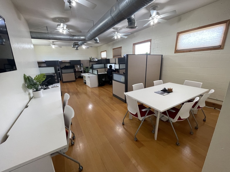 More Photos Of 8283-8285 La Mesa Blvd, La Mesa Storefront For Lease