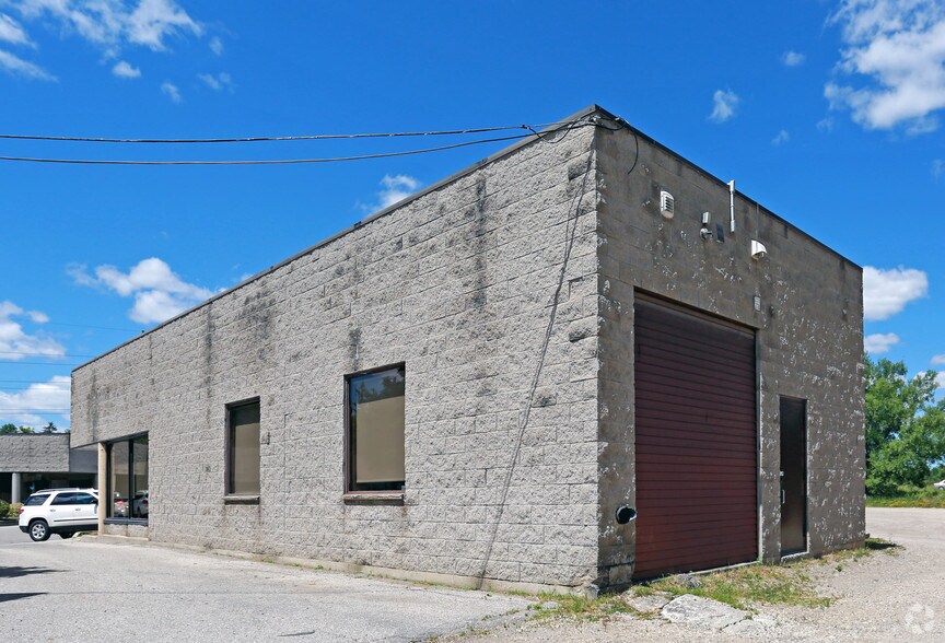 More Photos Of 291 Woodlawn Rd, Guelph Flex For Lease