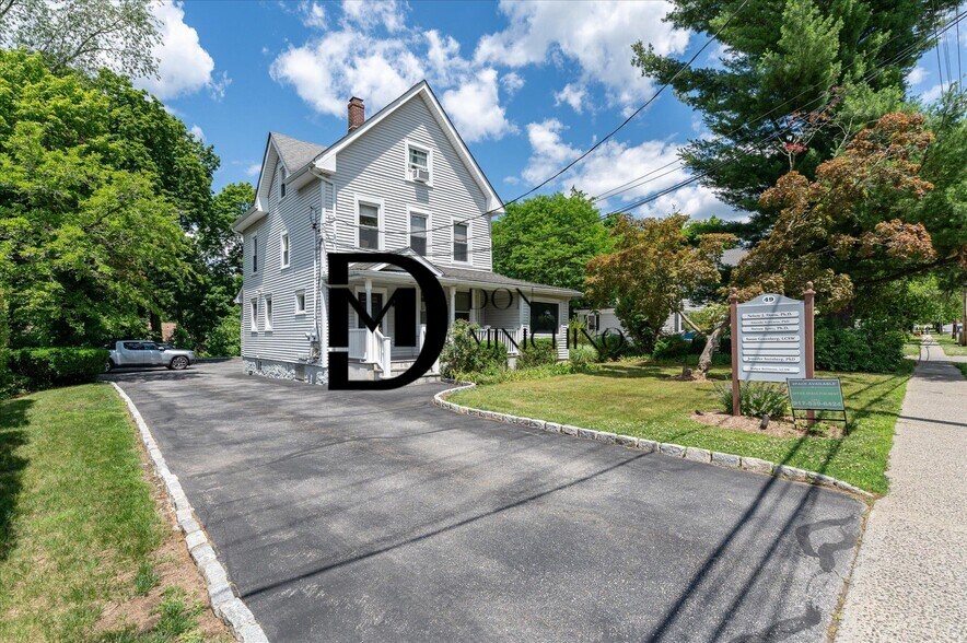 More Photos Of 49 Smith Ave, Mount Kisco Office For Sale