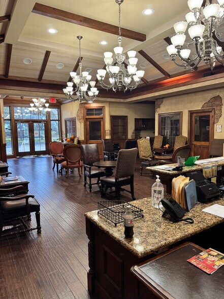 More Photos Of 2400 Hooks St, Clermont Medical For Lease