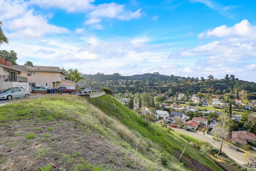 Primary Photo Of 0 Torreon Dr, Woodland Hills Land For Sale