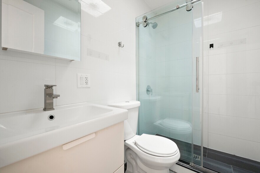 More Photos Of 409-413 E 84th St, New York Apartments For Sale