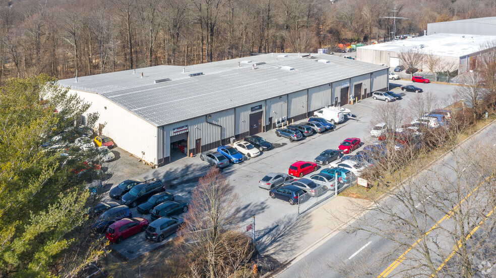 Primary Photo Of 12340 Owings Mills Blvd, Reisterstown Service For Lease