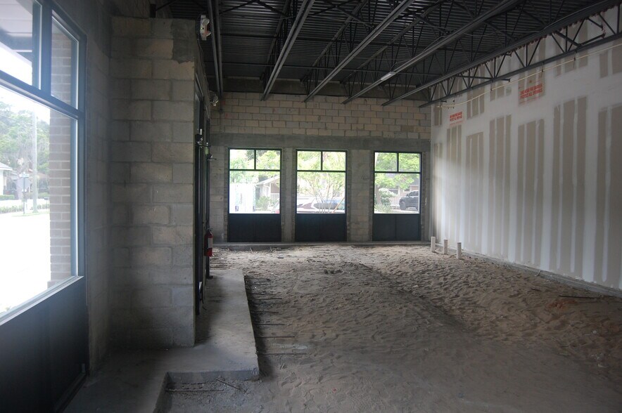 More Photos Of 21 W Smith St, Winter Garden Office For Sale