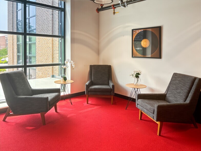 More Photos Of 529 Main St, Charlestown Coworking Space