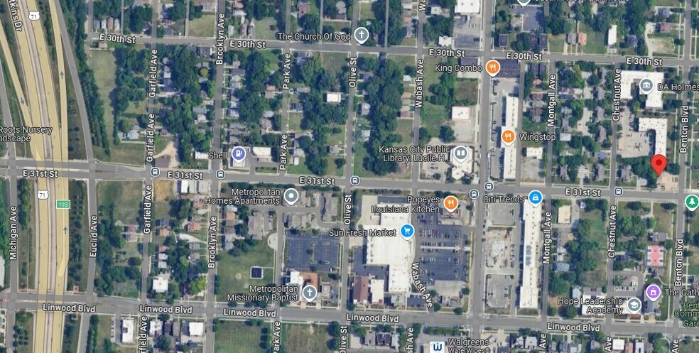 More Photos Of 3042 Benton Blvd, Kansas City Auto Repair For Sale