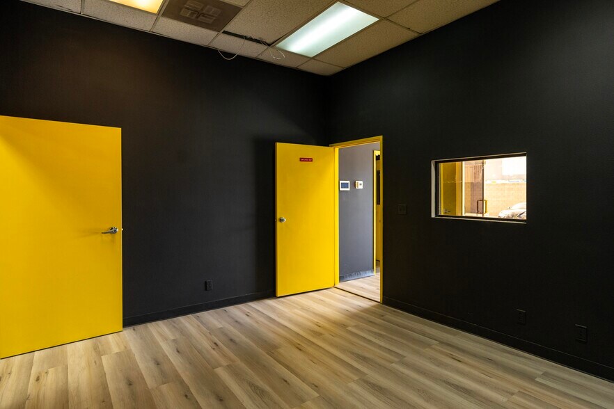 More Photos Of 15136 Valley Blvd, La Puente Warehouse For Lease